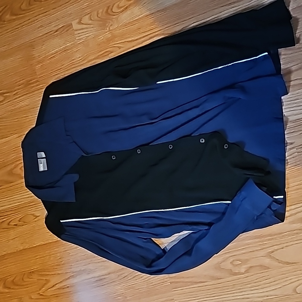 Shirts - Picture 8 of 10